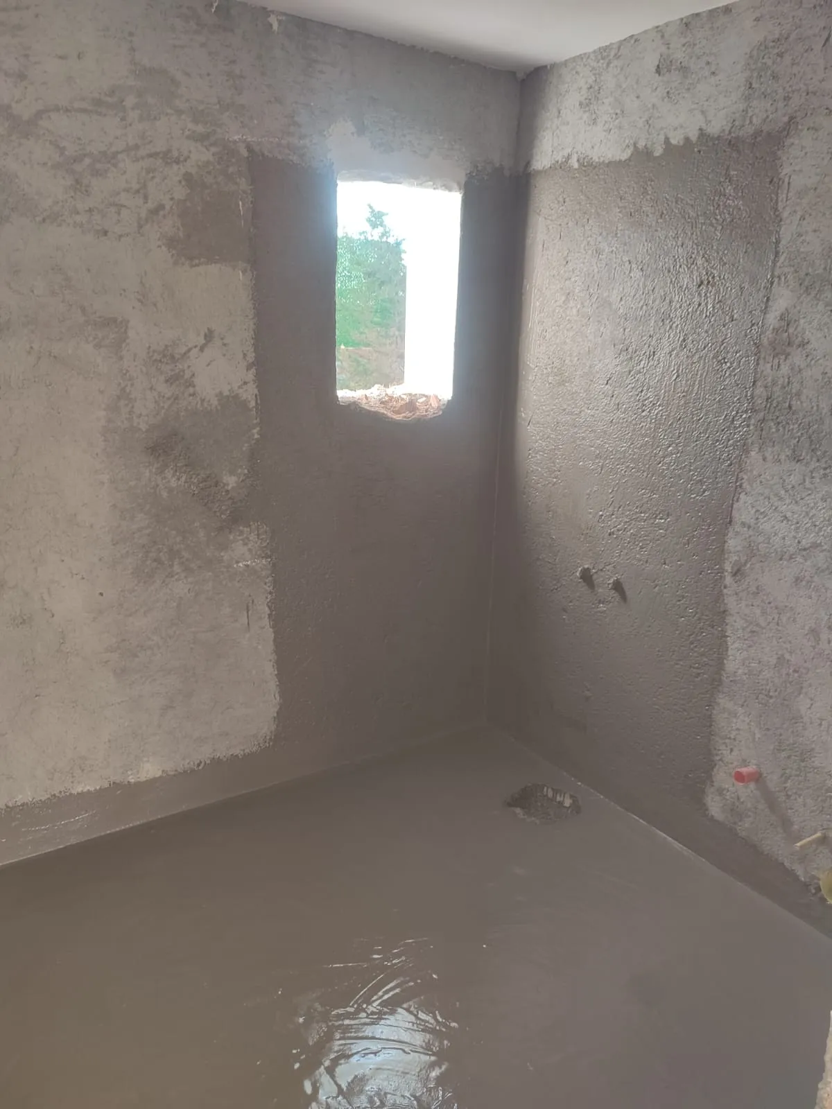 Islak hacim banyo su yalıtımı uygulama ekibi — sürme yalıtım