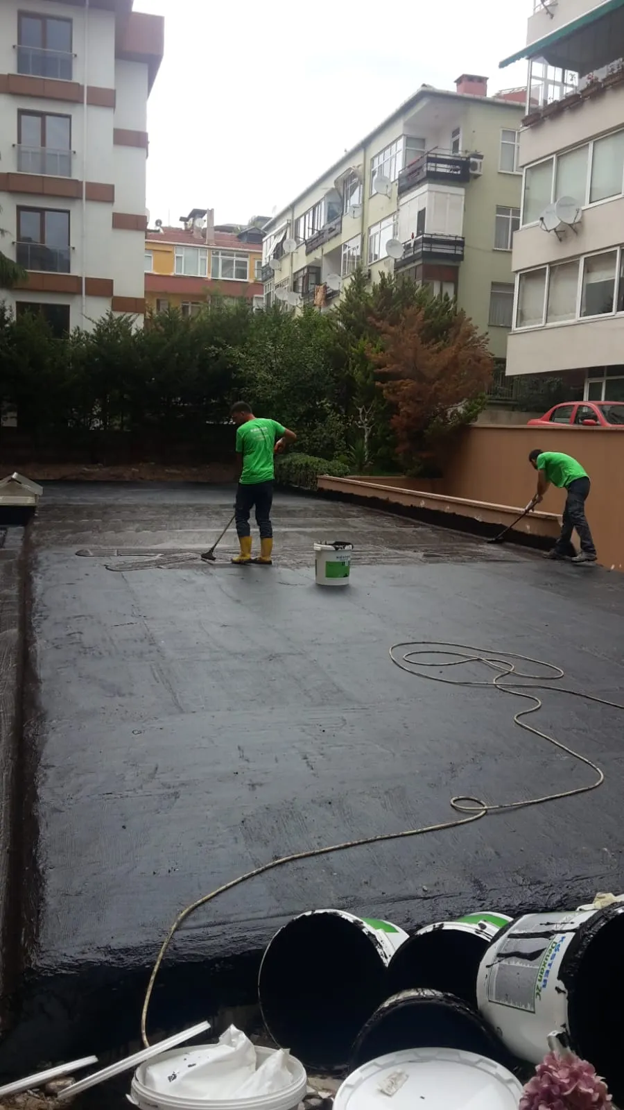 Teras su yalıtımı membran uygulama aşaması